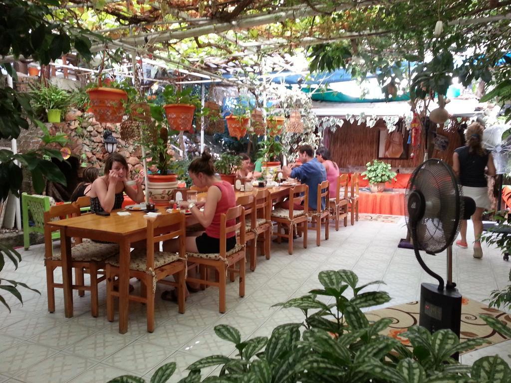 Ferah Hostel Monica'S Place Fethiye Exterior foto